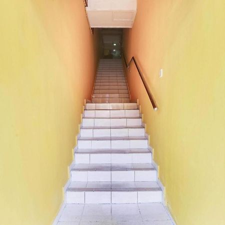 Oyo 89406 Lucky Budget Hotel Nilai Eksteriør bilde