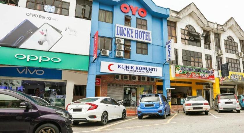 Oyo 89406 Lucky Budget Hotel Nilai Eksteriør bilde
